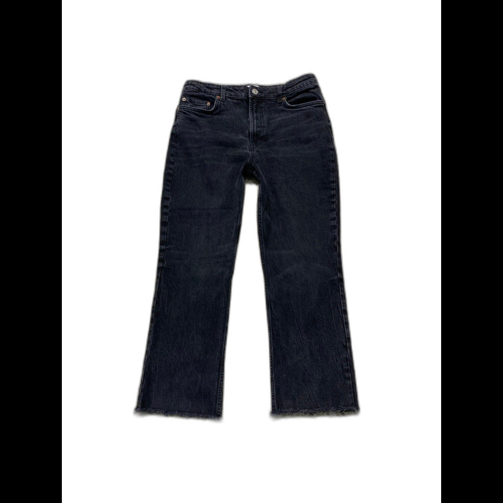 12 Zara High-Rise 90s Crop Straight Raw Hem Straight Black